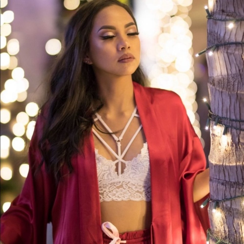 NWOT Victoria's Secret Very Sexy Short Satin Kimono | Size XS/S | Color Red